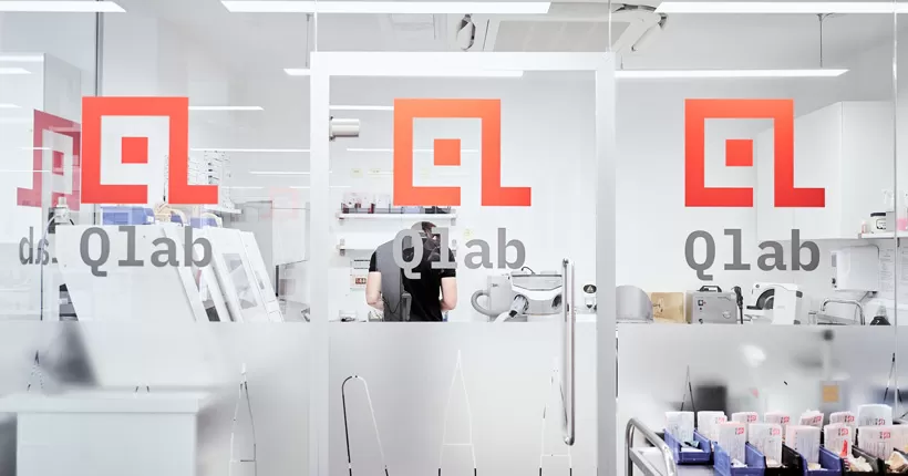 QLAB Dental Lab Using RAYSHAPE DLP Dental Solution For Daily Operations